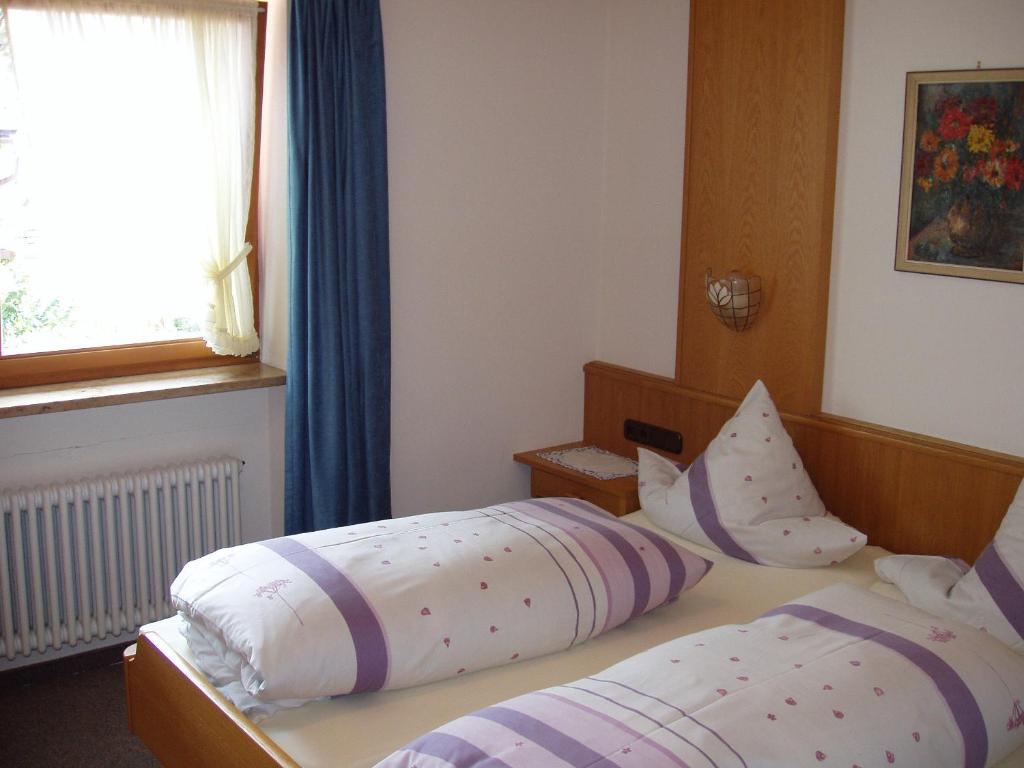 Gaestehaus Zur Faerbe Apartments Oberstdorf Quarto foto